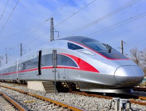 Çin yeni tren modelini tanıttı…Saatte 450 km  hıza ulaşıyor!