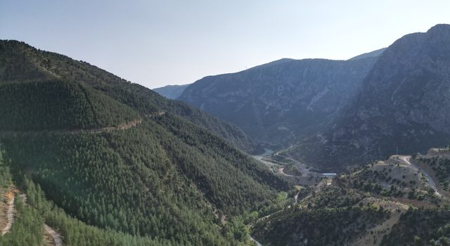 Doğa tutkunları bayram tatilinde Kahramanmaraş’taki Kale Boynu Kanyonu’nu tercih etti