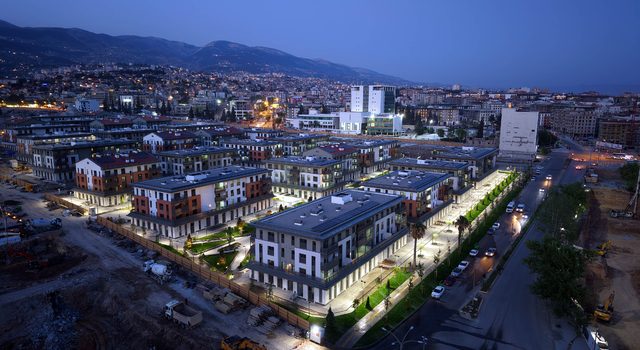 Kahramanmaraş’ta inşa edilen Azerbaycan Mahallesi’nde yaşam başlıyor