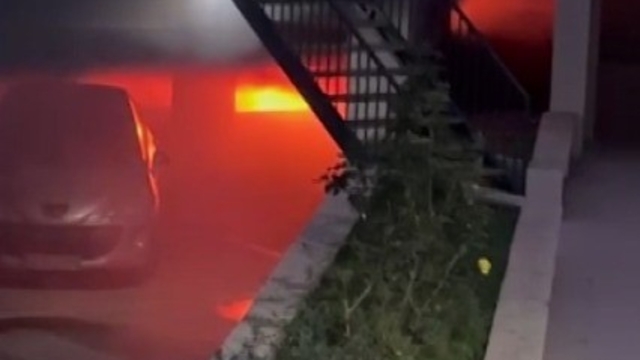 Kahramanmaraş’ta elektrikli otomobil alev alev yandı