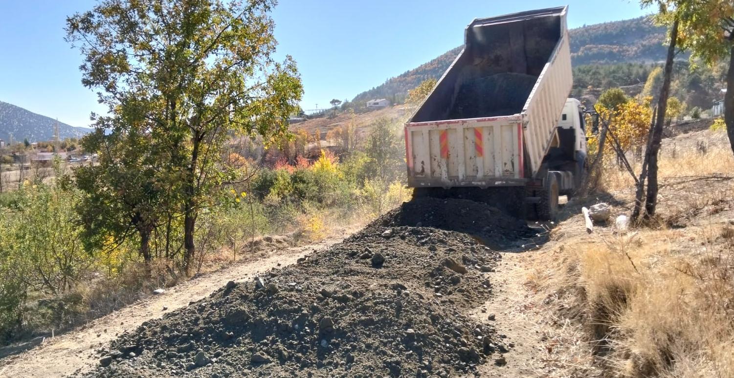 Onikişubat Belediyesi kırsalda 14 farklı noktada çalışıyor