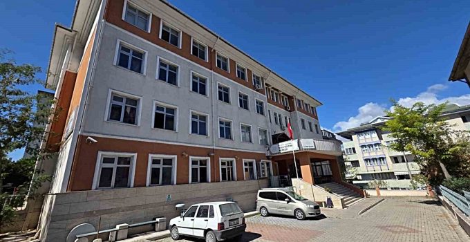 Bandırma Halk Eğitimi Merkezi’nde yeni eğitim dönemi çalışmaları hız kazandı