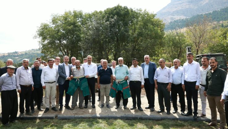 Başkan Toptaş, Kertmen’de güreş sahasını inceledi